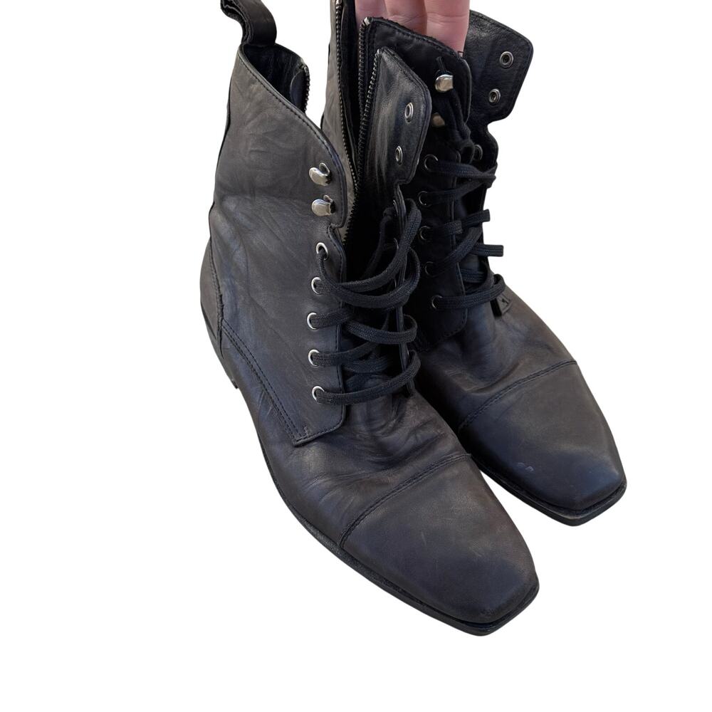 DKNY MEN DISTRESSED NAPPA LEATHER CARLTON BOOTS Size 9M Beatles Moto Style